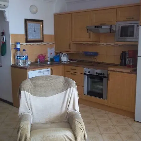 Karmyta Apartment *